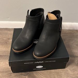 Womens Dr. Scholls “Been There” Black Wedge Boots size 7.5